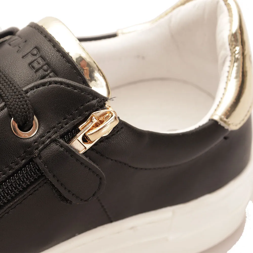 Sneakers PATRIZIA PEPE Girl linea Fly Sneakers in Pelle Nera con Applicazioni Gioiello