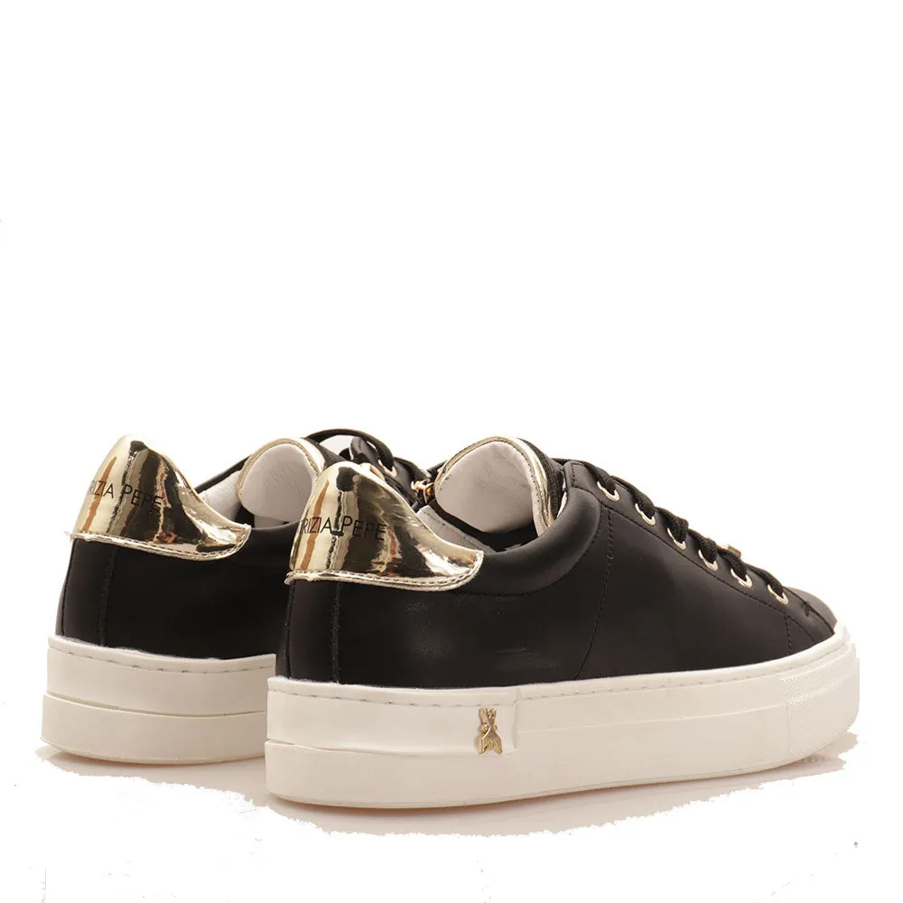 Sneakers PATRIZIA PEPE Girl linea Fly Sneakers in Pelle Nera con Applicazioni Gioiello